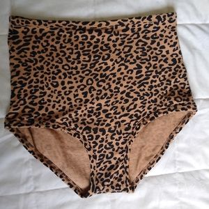 ARQ Leopard High Rise Undies